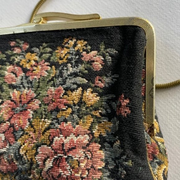 VTG. Early-Mid Century PETIT POINT EVENING BAG/CLUTCH Black/Florals, Gold Metal - Picture 7 of 7